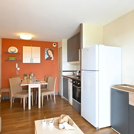 Anemone Apartment